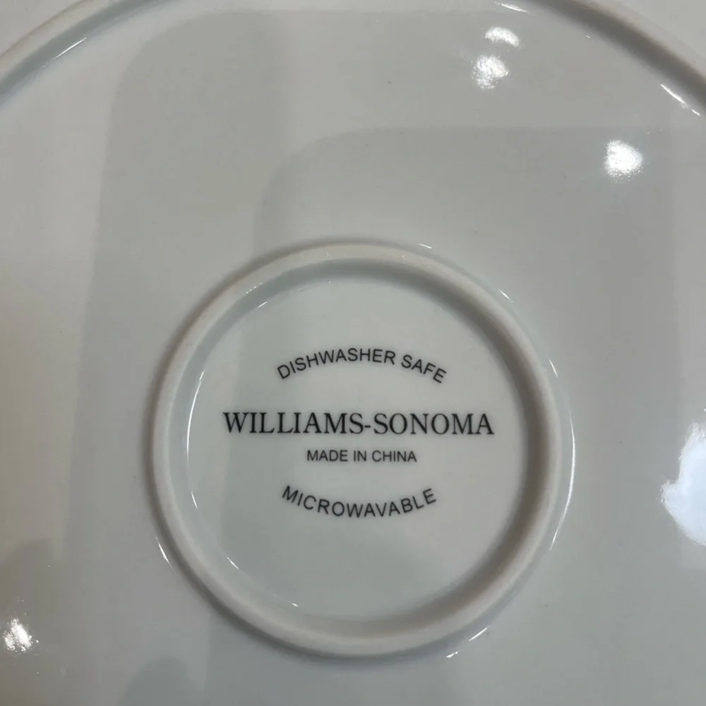 Williams Sonoma Vintage Bunny Band Easter Platter. 13”